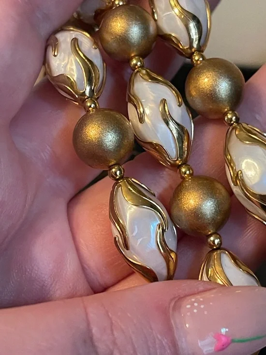 1950’s Deauville “Golden Cage” Faux Pearl Bracelet & Clip-on Earring Set - Picture 7 of 12